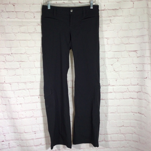 Athleta Pants - Athleta Black Cargo Pants - Size 4
